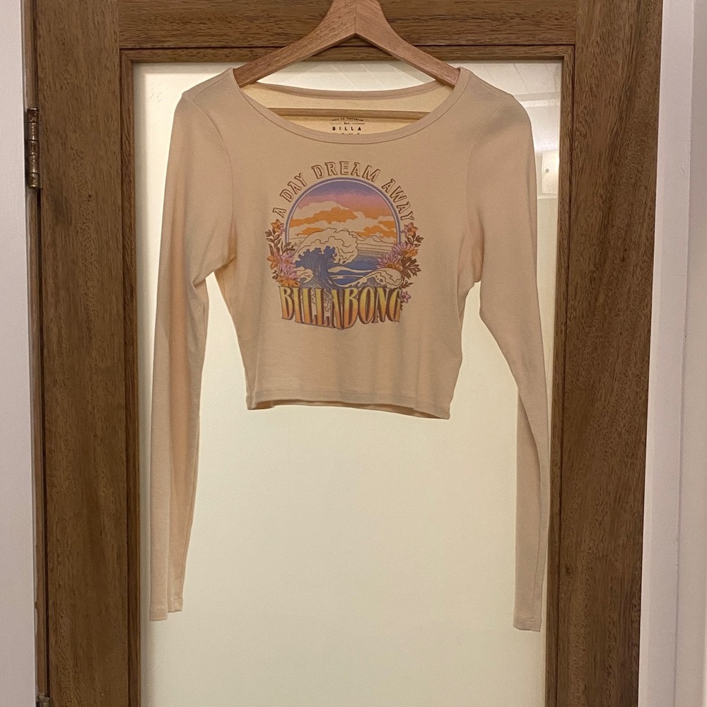 Billabong Cream Graphic Long Sleeve Crop Top